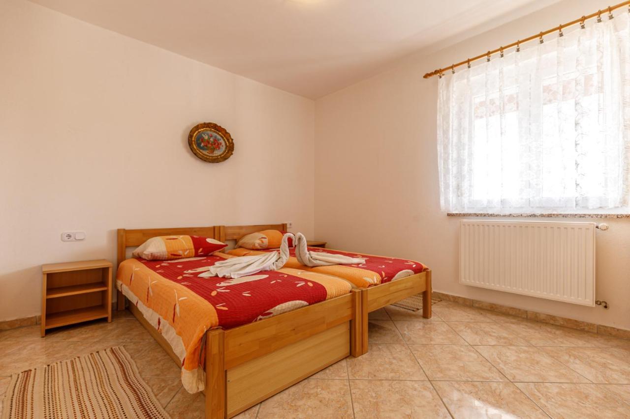 Ferienhaus Sascha In Poreč Eksteriør bilde